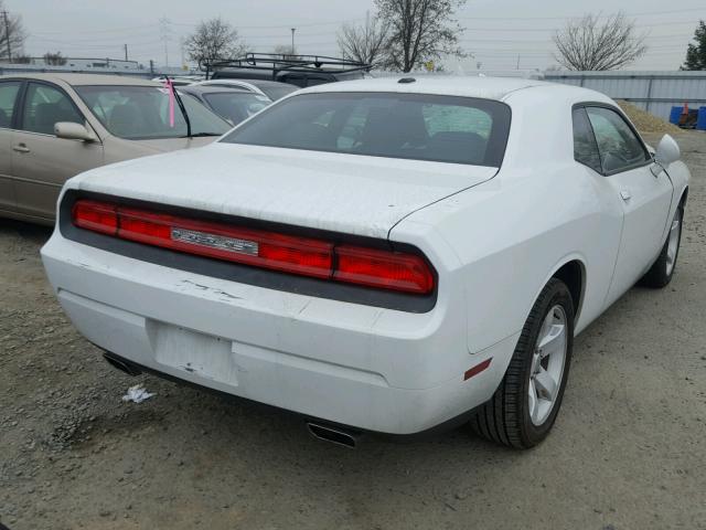 2C3CDYAG9EH274011 - 2014 DODGE CHALLENGER WHITE photo 4