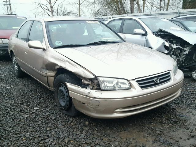 JT2BG22K110553216 - 2001 TOYOTA CAMRY CE BEIGE photo 1