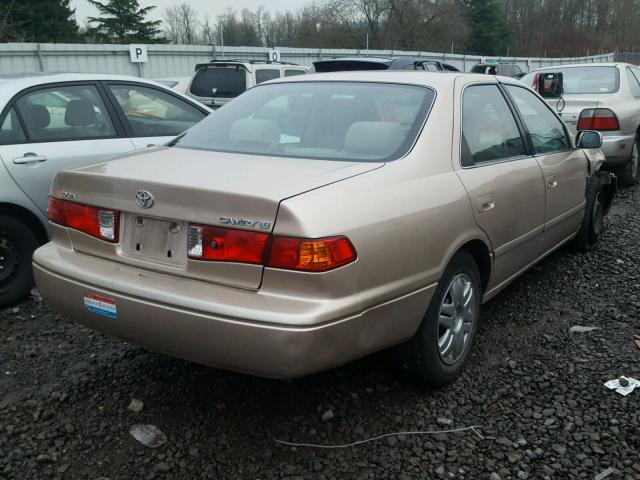 JT2BG22K110553216 - 2001 TOYOTA CAMRY CE BEIGE photo 4