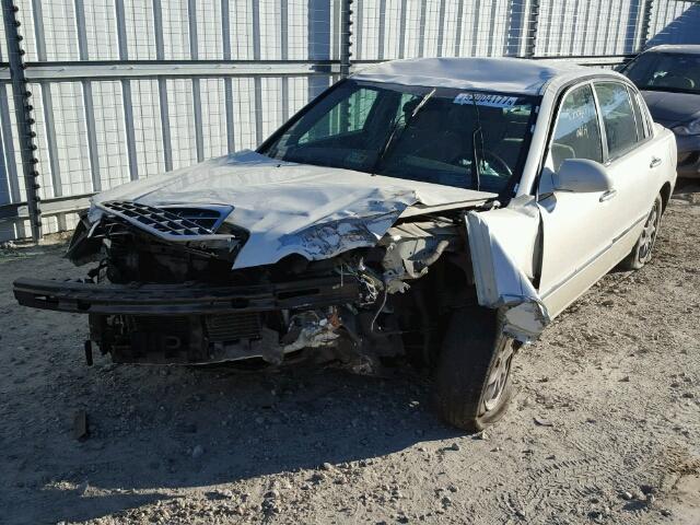 KNALD124055068040 - 2005 KIA AMANTI WHITE photo 2