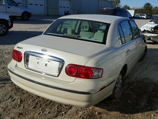 KNALD124055068040 - 2005 KIA AMANTI WHITE photo 4