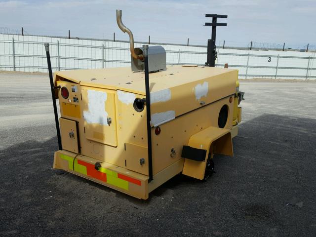 1T9US0617VS054679 - 1998 UTILITY ELECT CART YELLOW photo 6