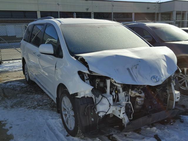 5TDDZ3DC0HS155220 - 2017 TOYOTA SIENNA XLE WHITE photo 1