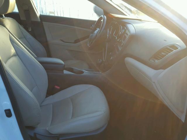 5XXGN4A70DG181771 - 2013 KIA OPTIMA EX WHITE photo 5