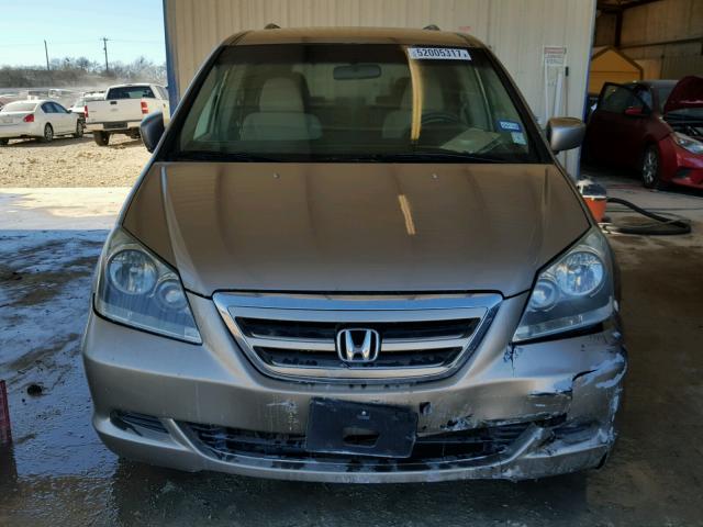 5FNRL38466B050547 - 2006 HONDA ODYSSEY EX GOLD photo 9