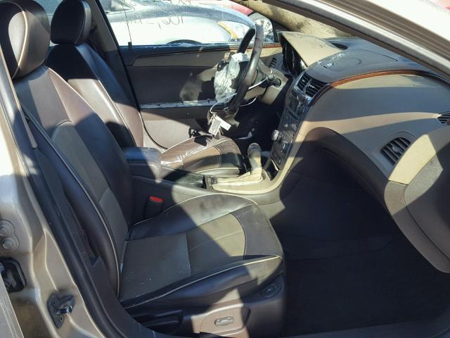 1G1ZK57728F150825 - 2008 CHEVROLET MALIBU LTZ 金色 照片 5