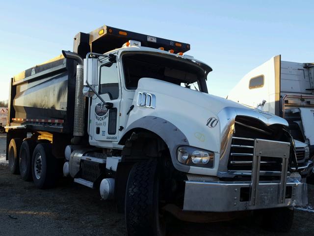 1M2AX04C0EM019003 - 2014 MACK 700 GU700 WHITE photo 1