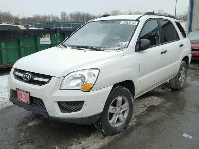 KNDJE723X97558237 - 2009 KIA SPORTAGE L WHITE photo 2