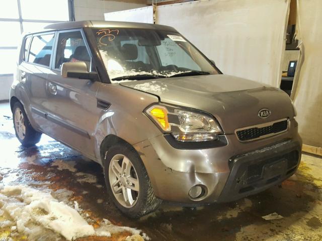 KNDJT2A23A7112937 - 2010 KIA SOUL + SILVER photo 1