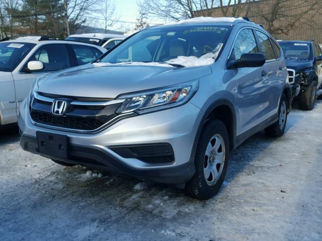 5J6RM4H3XFL079597 - 2015 HONDA CR-V LX SILVER photo 2