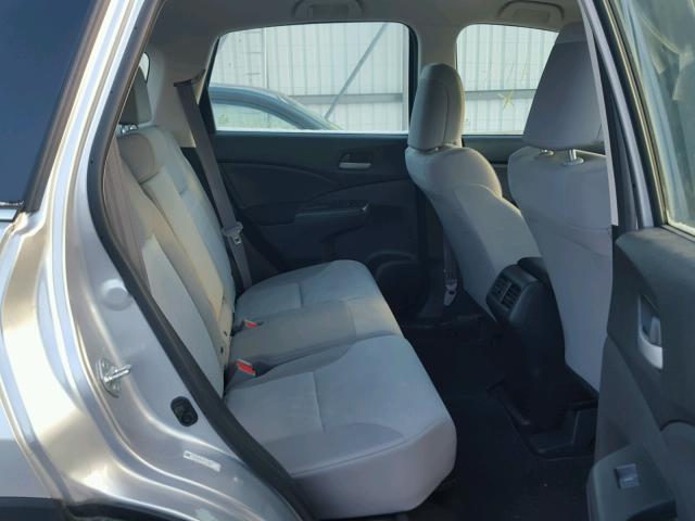 5J6RM4H3XFL079597 - 2015 HONDA CR-V LX SILVER photo 6