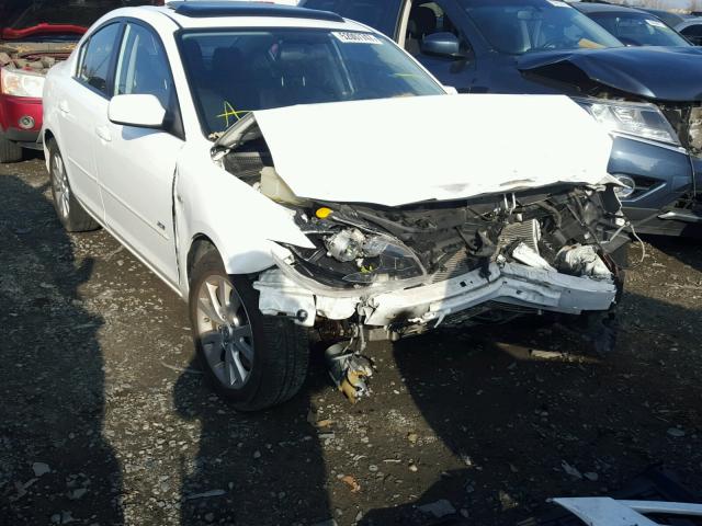 JM1BK124271725421 - 2007 MAZDA 3 S WHITE photo 1