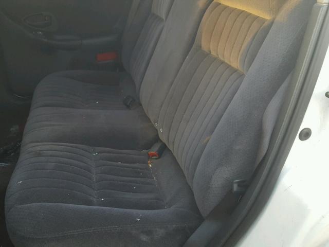 1G2WK52J13F174334 - 2003 PONTIAC GRAND PRIX WHITE photo 6