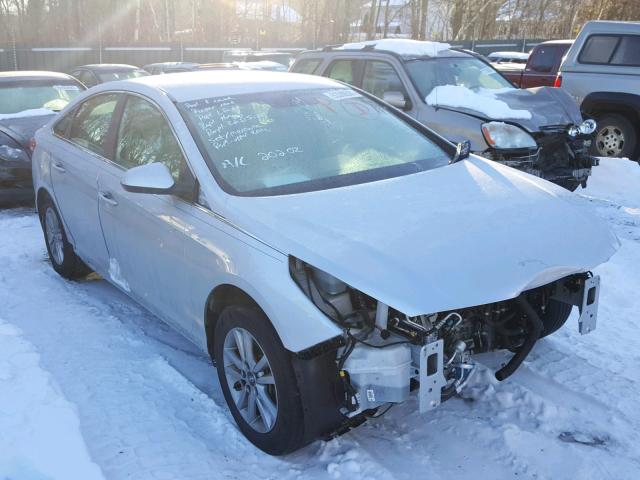 5NPE24AF3GH290273 - 2016 HYUNDAI SONATA SE SILVER photo 1