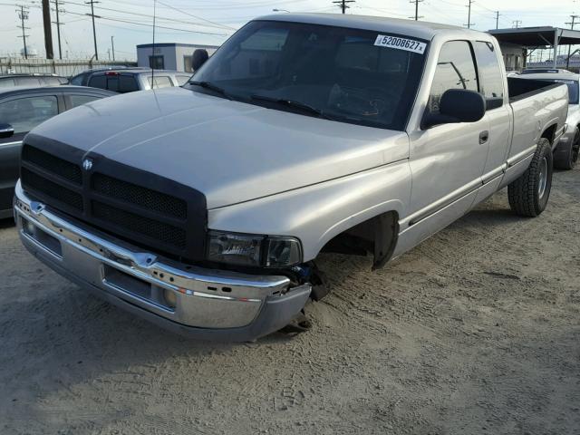 1B7HC13Z4WJ213028 - 1998 DODGE RAM 1500 SILVER photo 2