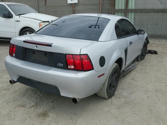 1FAFP40462F126546 - 2002 FORD MUSTANG SILVER photo 4