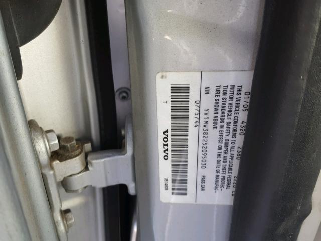 YV1MW382252095030 - 2005 VOLVO V50 2.4I SILVER photo 10