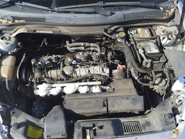 YV1MW382252095030 - 2005 VOLVO V50 2.4I SILVER photo 7