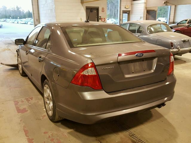 3FAHP0HA5BR131719 - 2011 FORD FUSION SE GRAY photo 3