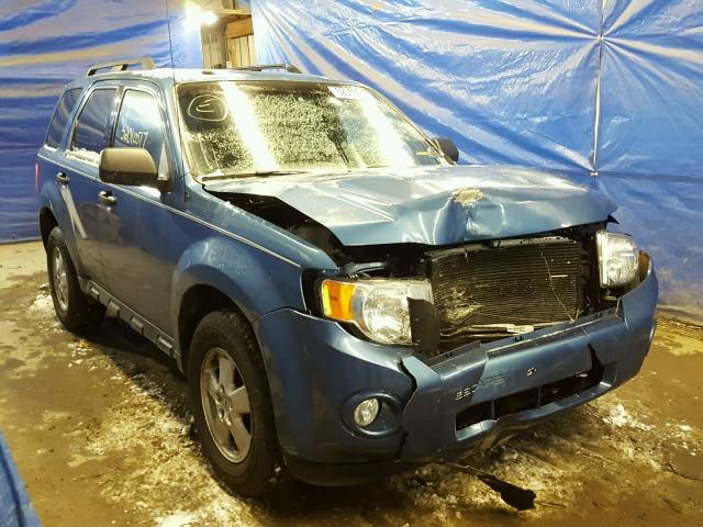 1FMCU9D79AKC25029 - 2010 FORD ESCAPE XLT BLUE photo 1