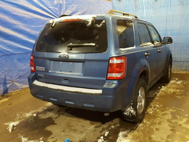 1FMCU9D79AKC25029 - 2010 FORD ESCAPE XLT BLUE photo 4