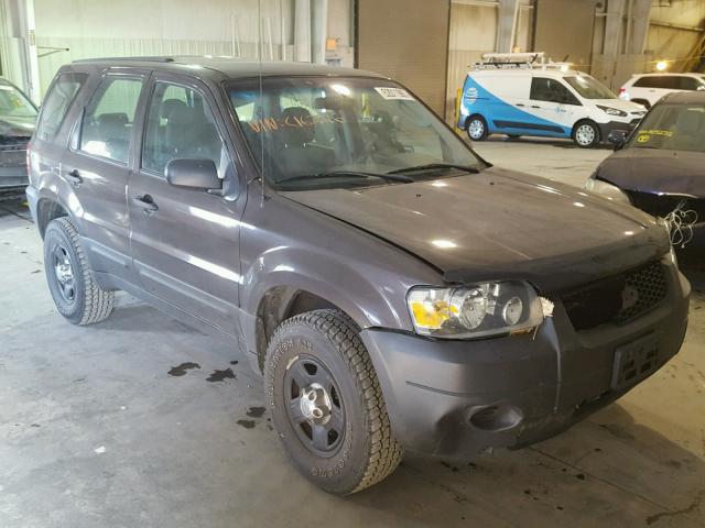 1FMYU02Z36KC16226 - 2006 FORD ESCAPE XLS GRAY photo 1