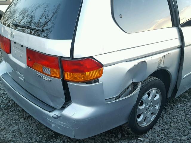 5FNRL18082B040064 - 2002 HONDA ODYSSEY EX SILVER photo 9