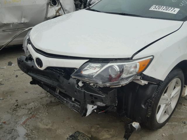 4T1BF1FK3EU454020 - 2014 TOYOTA CAMRY L WHITE photo 9