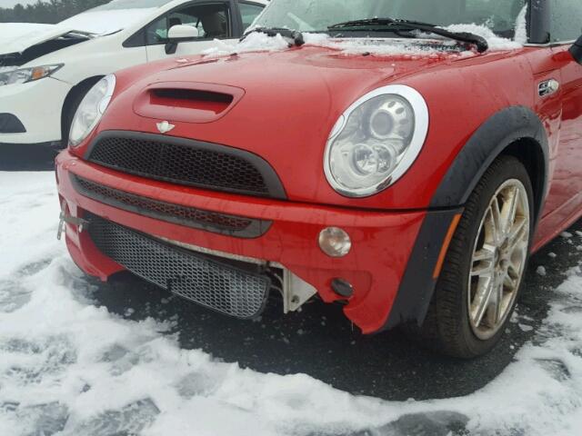 WMWRE33465TD93906 - 2005 MINI COOPER S RED photo 9