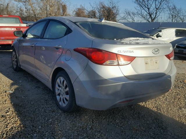 5NPDH4AE0BH011033 - 2011 HYUNDAI ELANTRA GL WHITE photo 3