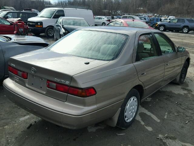 4T1BG28K7XU483524 - 1999 TOYOTA CAMRY CE BEIGE photo 4