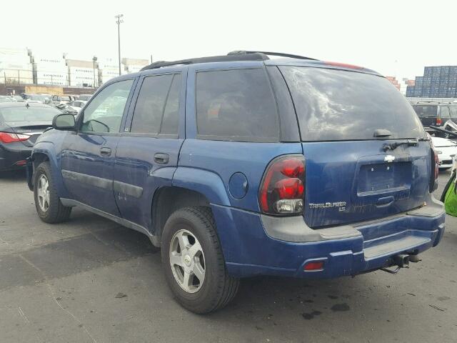 1GNDT13S052188145 - 2005 CHEVROLET TRAILBLAZE BLUE photo 3