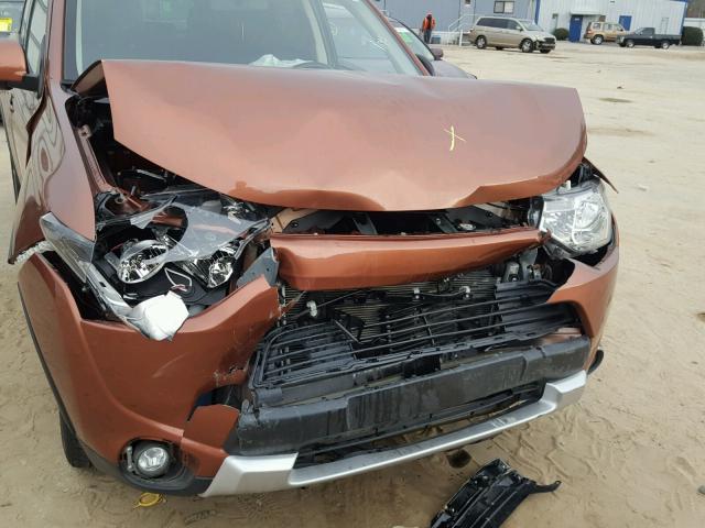 JA4AD3A39FZ004579 - 2015 MITSUBISHI OUTLANDER ORANGE photo 9