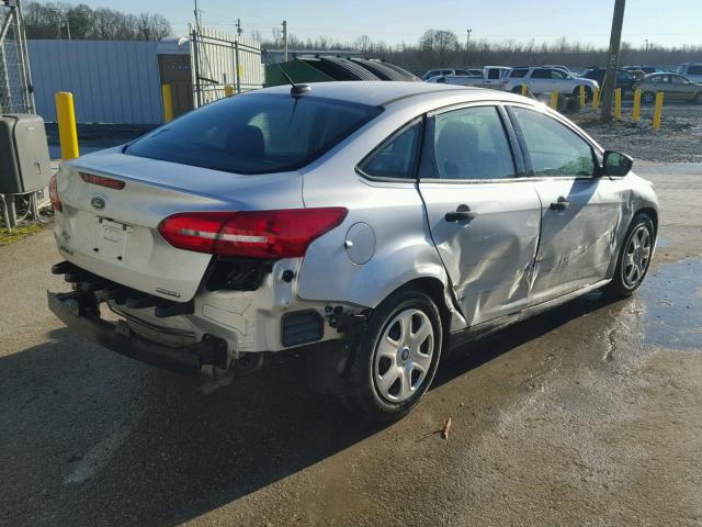 1FADP3E25FL321652 - 2015 FORD FOCUS S SILVER photo 4