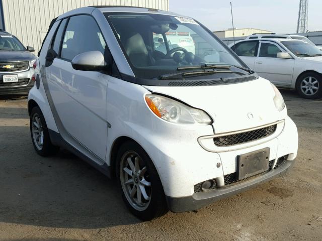 WMEEK31X09K219931 - 2009 SMART FORTWO PAS 白色 照片 1