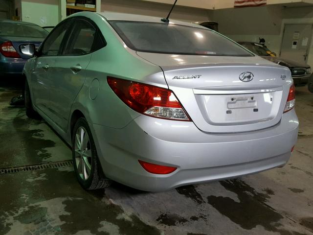 KMHCU4AE4EU597197 - 2014 HYUNDAI ACCENT GLS SILVER photo 3