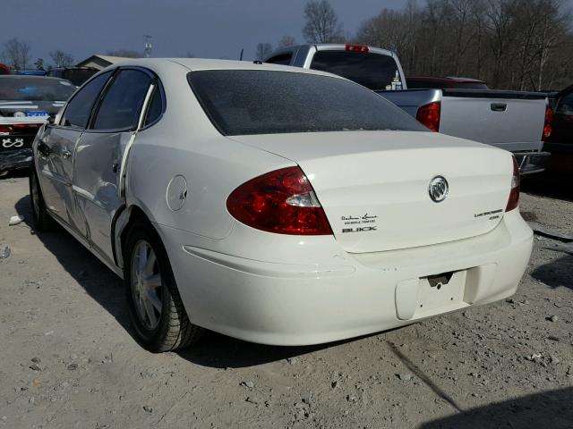 2G4WD532451250566 - 2005 BUICK LACROSSE C WHITE photo 3