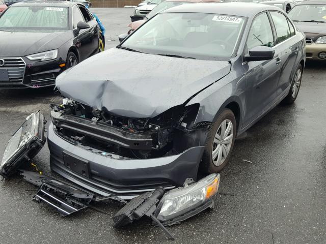 3VW2B7AJXHM298582 - 2017 VOLKSWAGEN JETTA S 灰色 照片 2