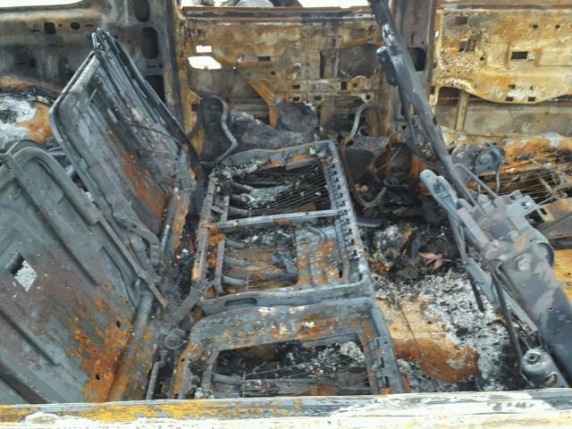 3GKEC16T81G270633 - 2001 GMC YUKON XL C BURN photo 6