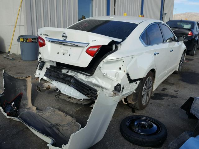 1N4AL3AP2HC198122 - 2017 NISSAN ALTIMA 2.5 WHITE photo 4