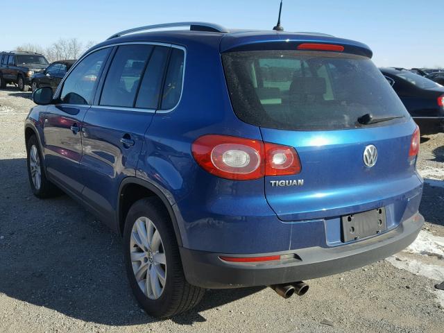 WVGAV75N09W004624 - 2009 VOLKSWAGEN TIGUAN S BLUE photo 3