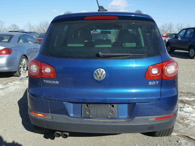 WVGAV75N09W004624 - 2009 VOLKSWAGEN TIGUAN S BLUE photo 9