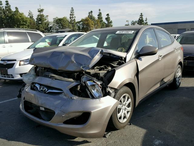 KMHCT4AE2DU521026 - 2013 HYUNDAI ACCENT GLS TAN photo 2