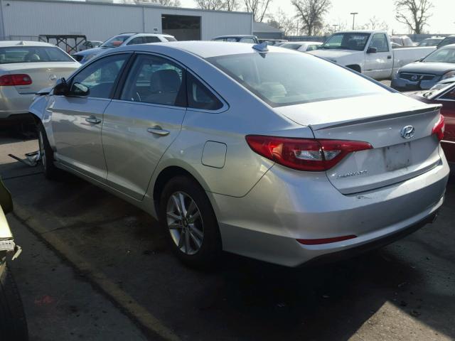 5NPE24AF3GH392883 - 2016 HYUNDAI SONATA SE SILVER photo 3