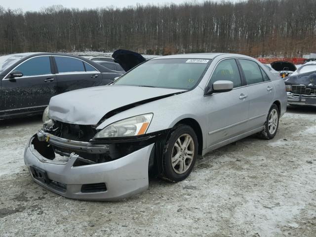 1HGCM56887A094064 - 2007 HONDA ACCORD EX SILVER photo 2