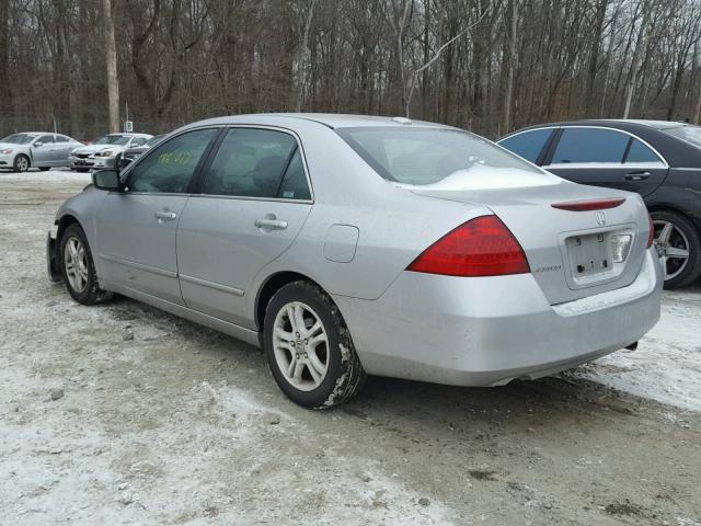 1HGCM56887A094064 - 2007 HONDA ACCORD EX SILVER photo 3