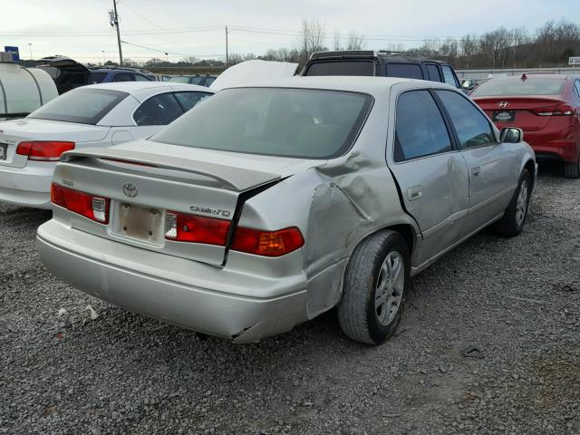 4T1BG22K7YU696919 - 2000 TOYOTA CAMRY CE SILVER photo 4