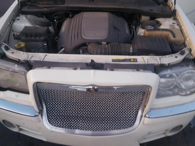 2C3JA63H15H175130 - 2005 CHRYSLER 300C WHITE photo 7