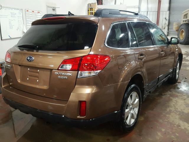 4S4BRELCXC2244843 - 2012 SUBARU OUTBACK 3. BROWN photo 4