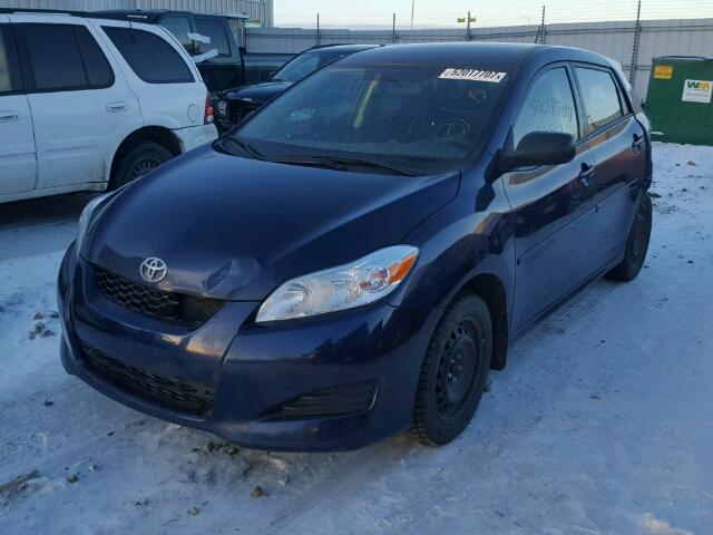 2T1KU4EE9EC130770 - 2014 TOYOTA MATRIX BAS BLUE photo 2